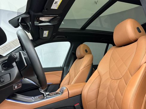 Certified 2023 BMW X5 sDrive40i w/ M Sport Package image 16