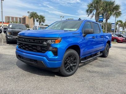 New 2025 Chevrolet Silverado 1500 Custom w/ Turbomax Blackout Package