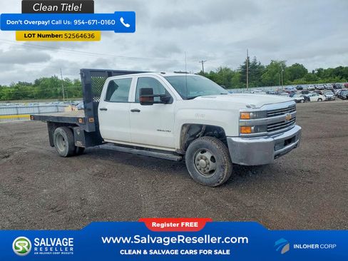 Used 2015 Chevrolet Silverado 3500 W/T w/ WT Convenience Package AWD/4WD image 5