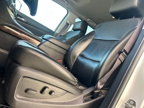 Used 2017 Chevrolet Tahoe LT image 11