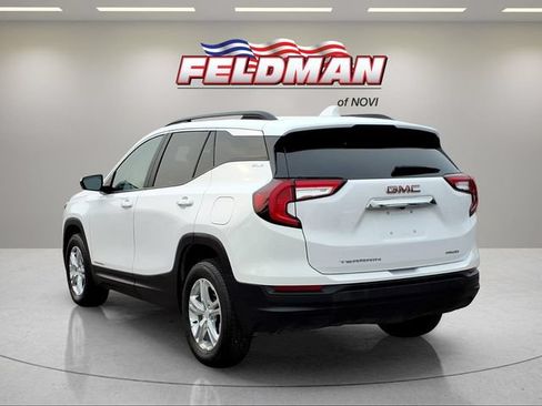Used 2023 GMC Terrain SLE w/ Driver Convenience Package AWD/4WD image 3