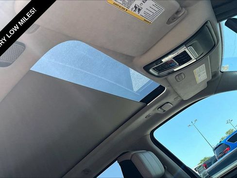 Used 2025 RAM 1500 Tungsten AWD/4WD image 22