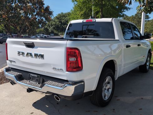 Used 2026 RAM 1500 Big Horn AWD/4WD image 10