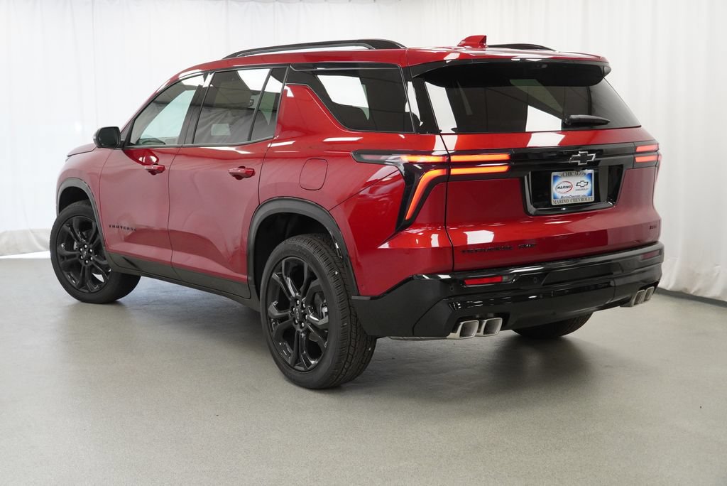 New 2027 Chevrolet Traverse RS w/ LPO, Floor Liner Package AWD/4WD image 5