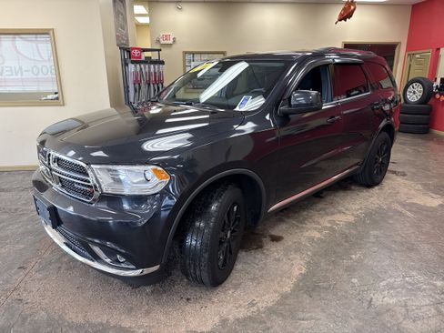 Used 2016 Dodge Durango SXT w/ Quick Order Package 23B image 3