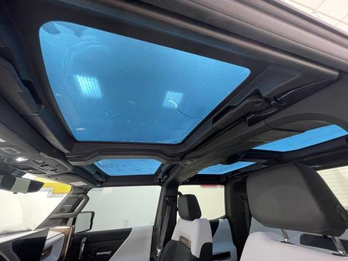 Used 2023 GMC Hummer EV Edition 1 AWD/4WD image 17