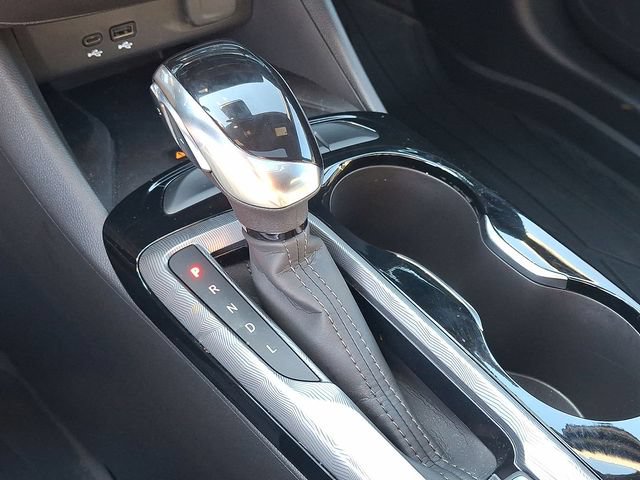 Used 2025 Buick Envista Sport Touring w/ Convenience I Package FWD image 15