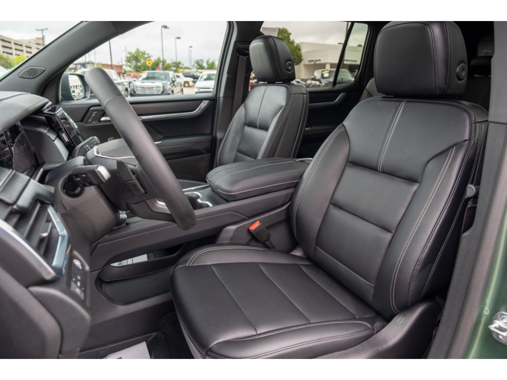 New 2027 GMC Acadia Elevation w/ Elevation Premium Package FWD image 12