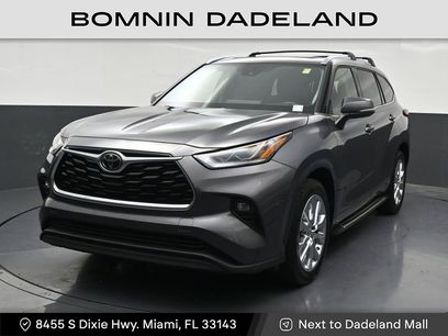 Used 2023 Toyota Highlander Limited
