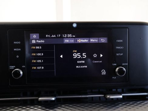 Used 2022 Kia Carnival LX FWD image 30