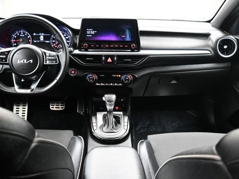 Used 2023 Kia Forte GT-Line w/ GT-Line Premium Package FWD image 16