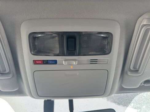 Used 2018 Subaru Forester 2.5i Premium w/ Popular Package #2A image 19