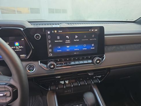 Certified 2024 Chevrolet Colorado ZR2 w/ ZR2 Convenience Package III AWD/4WD image 20