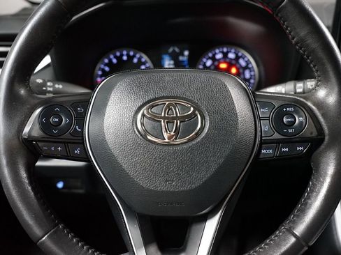 Certified 2022 Toyota RAV4 XLE w/ XLE Grade Weather Package FWD image 12