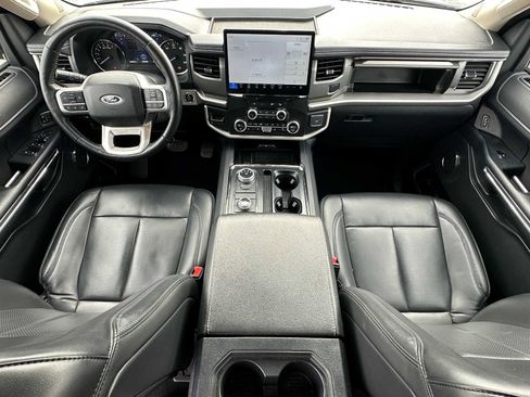 Used 2024 Ford Expedition XLT AWD/4WD image 20