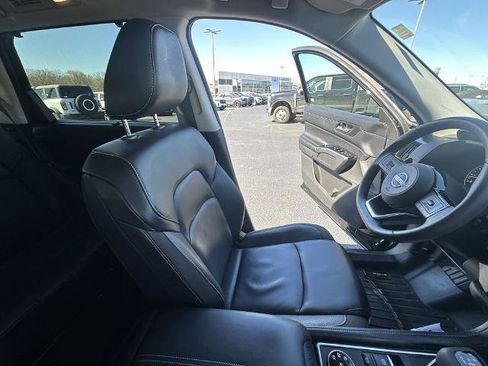 Certified 2023 Nissan Pathfinder SL w/ Lighting Package (N92) AWD/4WD image 15