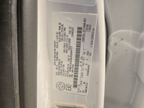 Used 2018 Ford Escape SE FWD image 24