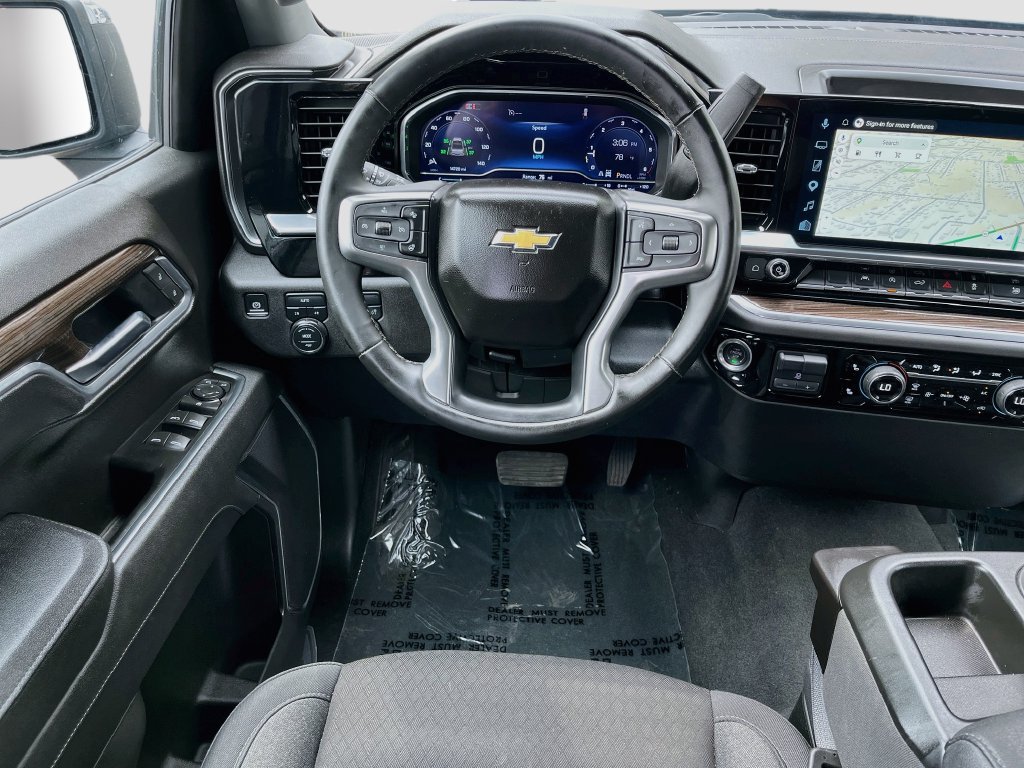 Used 2025 Chevrolet Silverado 1500 LT AWD/4WD image 23