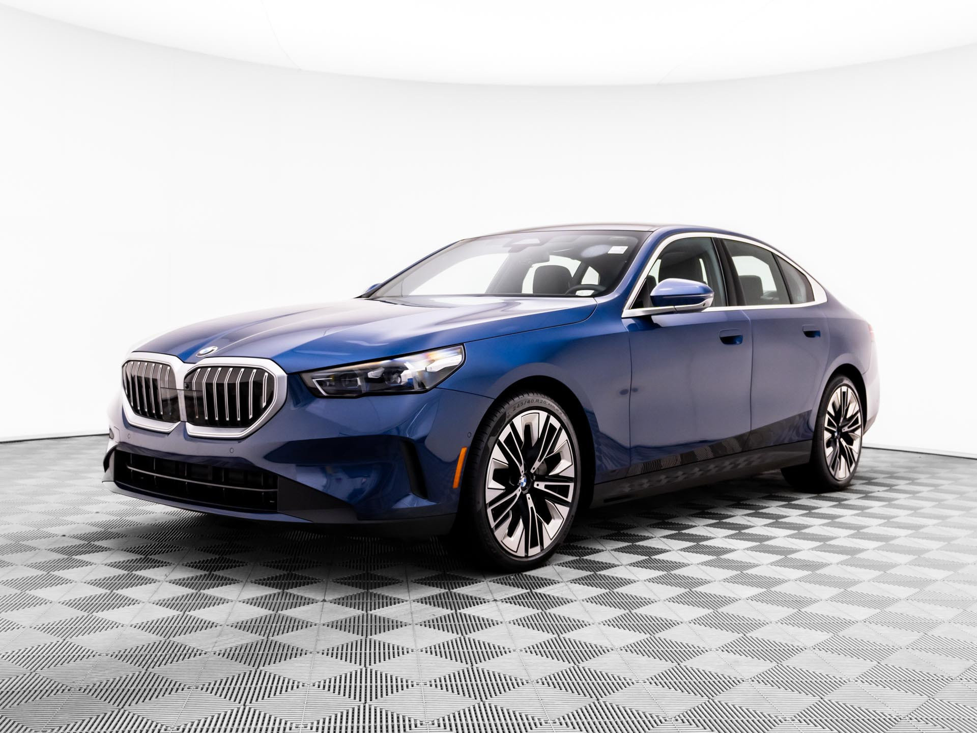 Certified 2026 BMW 540i xDrive AWD/4WD 360° Tour