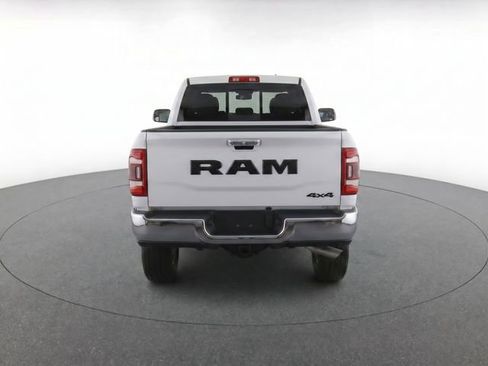 Used 2025 RAM 3500 Tradesman w/ Chrome Appearance Group AWD/4WD image 5