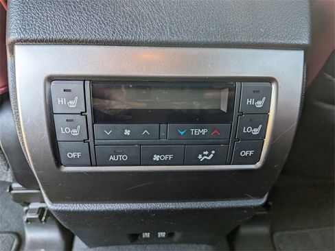 Used 2022 Lexus GX 460 Premium w/ Premium Plus Package image 15