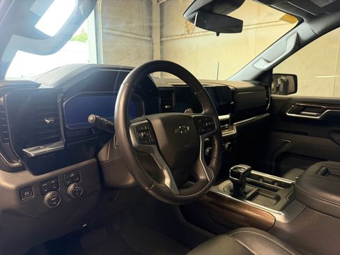 Used 2022 Chevrolet Silverado 1500 LT Trail Boss w/ Protection Package AWD/4WD image 34