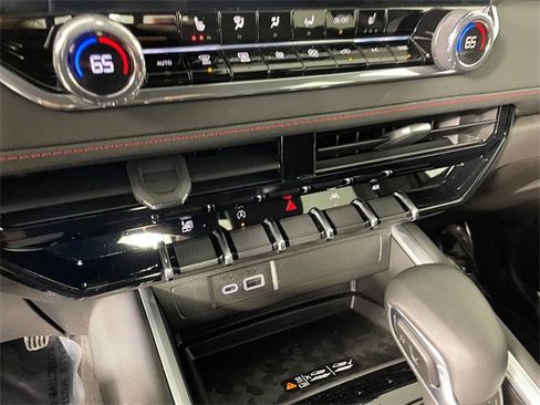 Certified 2026 Chevrolet Colorado Z71 w/ Technology Package image 8