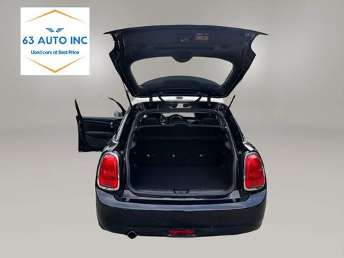 Used 2016 MINI Cooper 4-Door Hardtop w/ Premium Package image 25