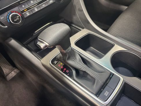 Used 2019 Kia Optima S w/ S Panoramic Sunroof Package image 19