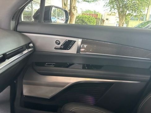 Certified 2026 Cadillac Vistiq Luxury AWD/4WD image 15