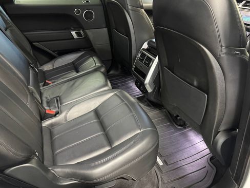 Used 2019 Land Rover Range Rover Sport SE AWD/4WD image 50