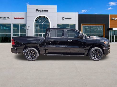 New 2026 RAM 1500 Express AWD/4WD image 7
