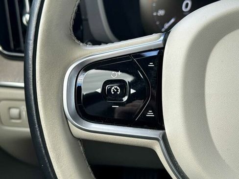 Used 2021 Volvo XC60 T5 Inscription w/ Advanced Package image 31