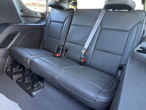 Used 2023 GMC Yukon Denali w/ Denali Reserve Package image 35