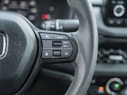 Used 2025 Honda Accord SE image 24