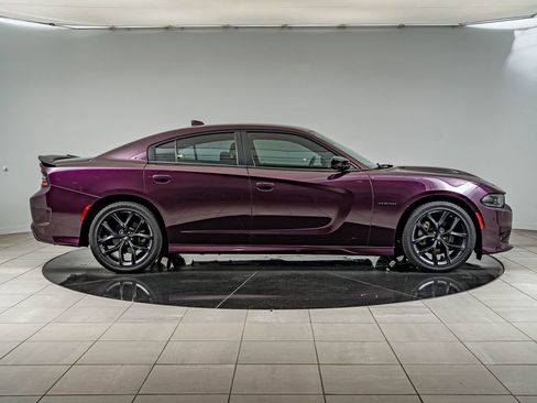 Used 2022 Dodge Charger R/T w/ Blacktop Package RWD image 4