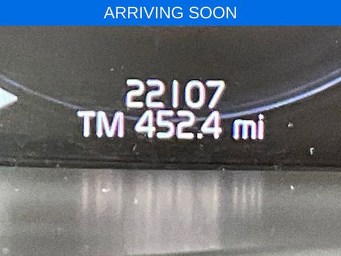 Used 2022 Volvo XC90 T6 Momentum w/ Advanced Package image 17