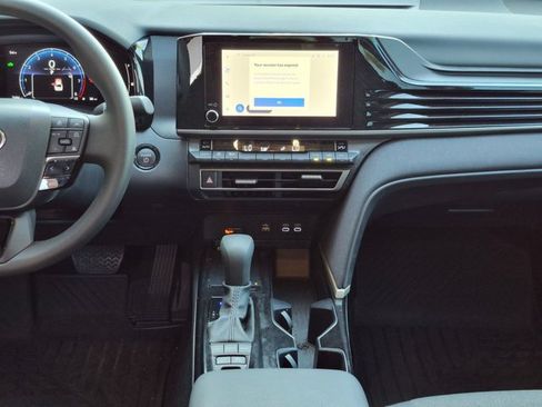 Used 2026 Toyota Camry LE w/ Convenience Package FWD image 14