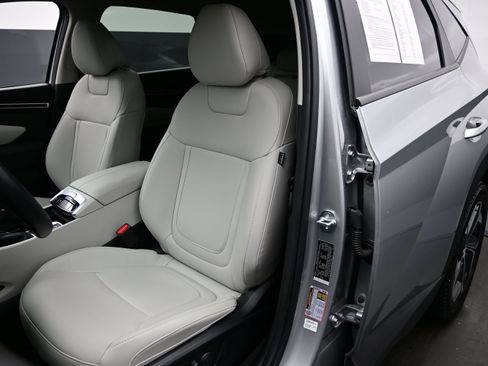 Certified 2024 Hyundai Tucson SEL w/ Convenience Package AWD/4WD image 11