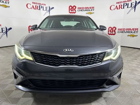 Used 2019 Kia Optima LX image 2