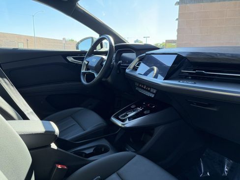 Used 2023 Audi Q4 e-tron Premium Plus w/ Premium Plus image 41
