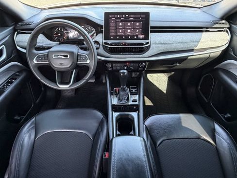 Used 2023 Jeep Compass Latitude AWD/4WD image 13