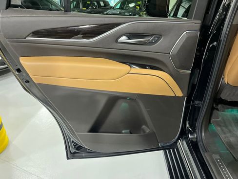 Used 2021 Cadillac Escalade Sport w/ Driver Assist Tech Package AWD/4WD image 21