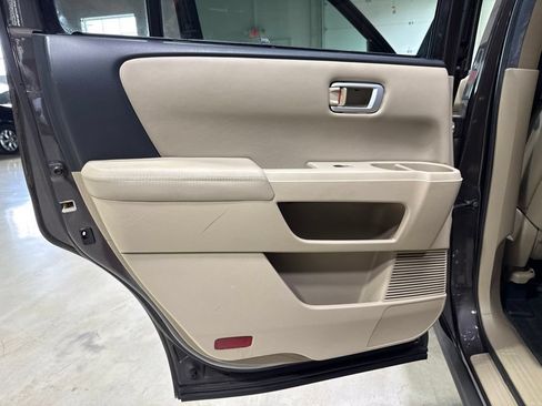 Used 2013 Honda Pilot Touring image 26