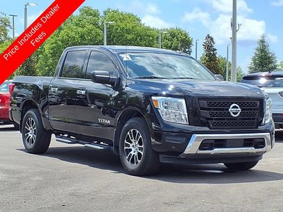 Used 2021 Nissan Titan SV w/ SV Convenience Package