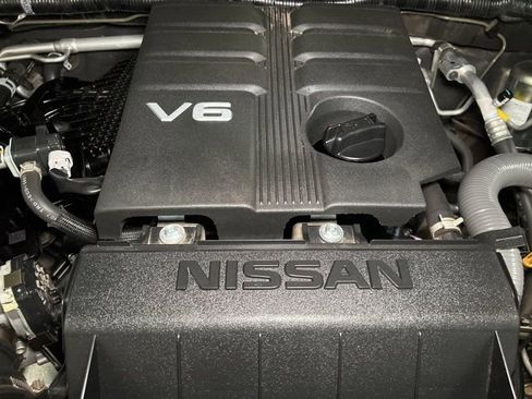 Used 2021 Nissan Frontier SV image 19