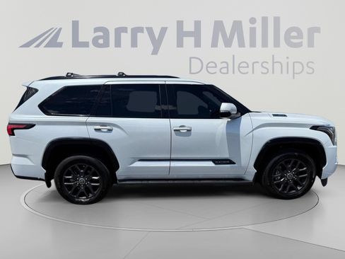 Certified 2023 Toyota Sequoia Platinum AWD/4WD image 7