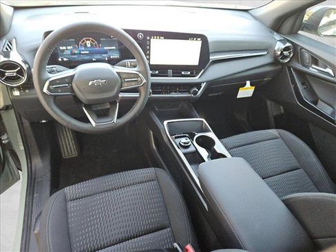 New 2026 Chevrolet Equinox LT w/ Midnight Edition image 15