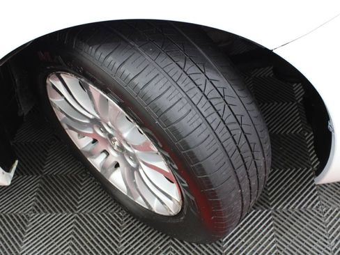 Used 2013 Toyota Sienna XLE image 36