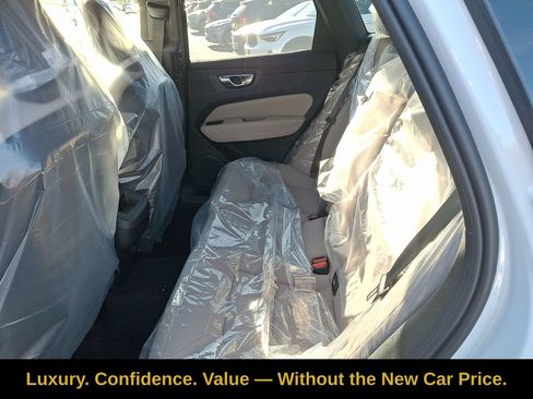 Used 2026 Volvo XC60 B5 Plus w/ Protection Package Premier AWD/4WD image 7